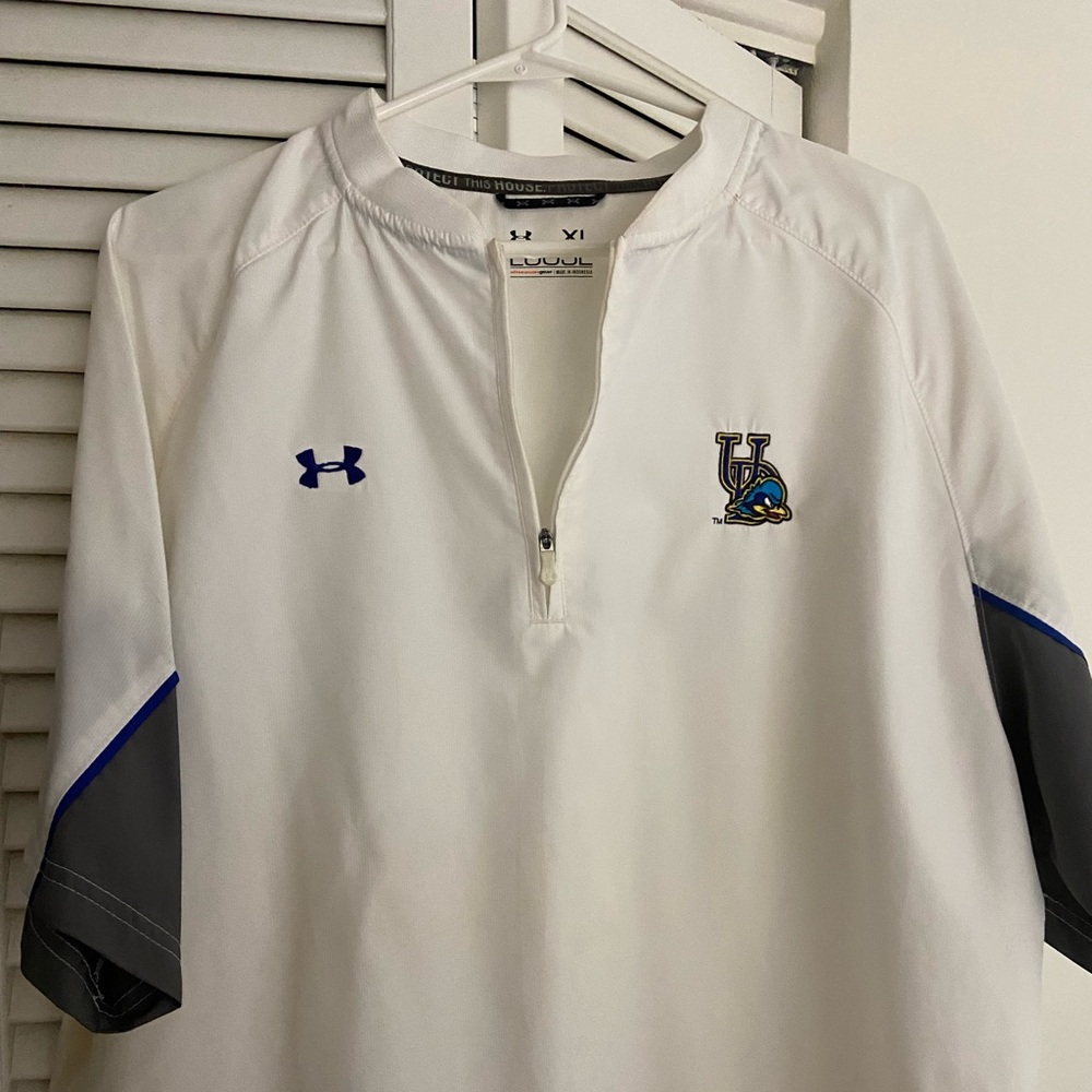 University of Delaware baseball warmup jacket